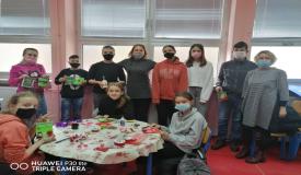 Kreativne radionice u Osnovnoj školi Vareš iznjedrile divne čestitke i ukrase