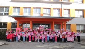 Vareški osnovci obilježili Dan ružičastih majica