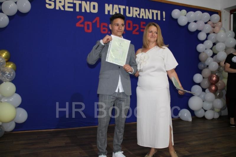 OS-Vares-Majdan-mala-matura-61
