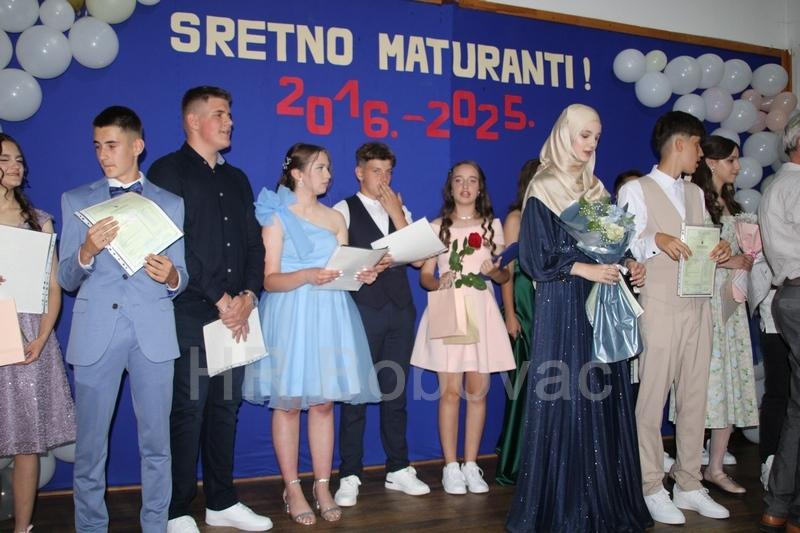 OS-Vares-Majdan-mala-matura-95