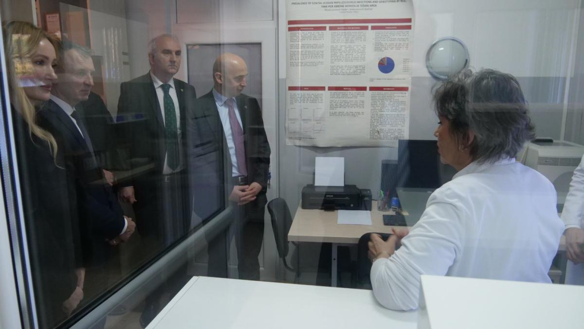 Delegacija-ZDK-posjetila-Opu-bolnicu-u-Tenju-i-najavila-jau-podrku-9