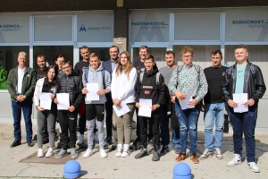 Sedam učenika dobilo stipendije kompanije Adriatic Metals BH