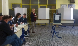 Otvoreno 21 biračko mjesto u Varešu