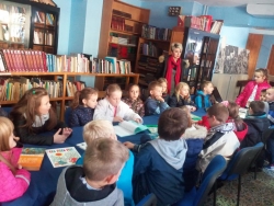 Učenici drugih razreda OŠ Vareš posjetili Opću biblioteku