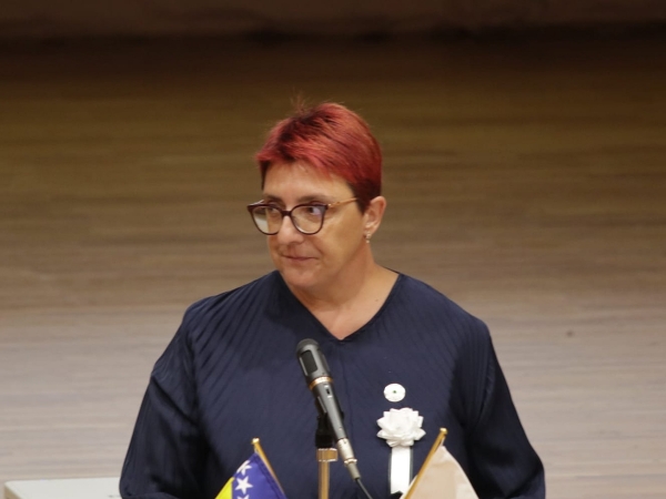 Ministrica Dženana Čišija prisustvovala komemoraciji povodom 30. godišnjice genocida u Srebrenici u Tokiju