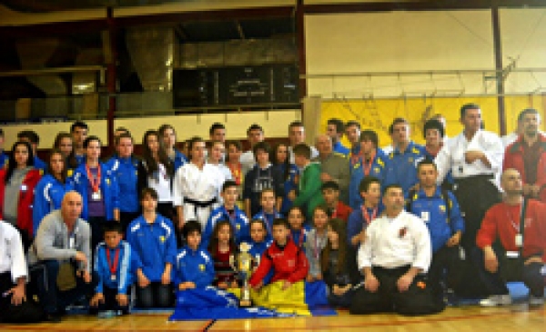 U Vareš stigle 3 medalje s Međunarodnog karate turnira &quot;Tolmin Pokal 2013.&quot;