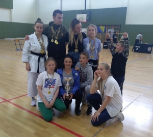 Karate klub Vareš osvojio pehar u Visokom