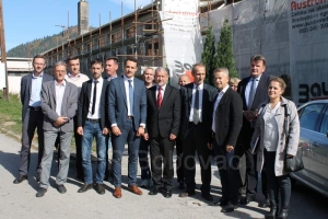 Ministri iz Vlade FBiH i ZDK posjetili OŠ Vareš Majdan