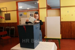 U 19 sati zatvorena glasačka mjesta u općini Vareš