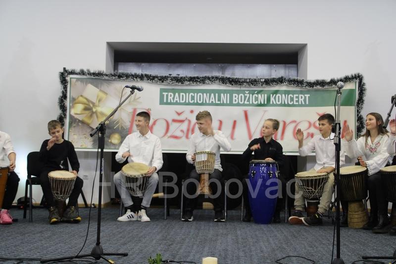 koncert-Bozic-u-varesu-27