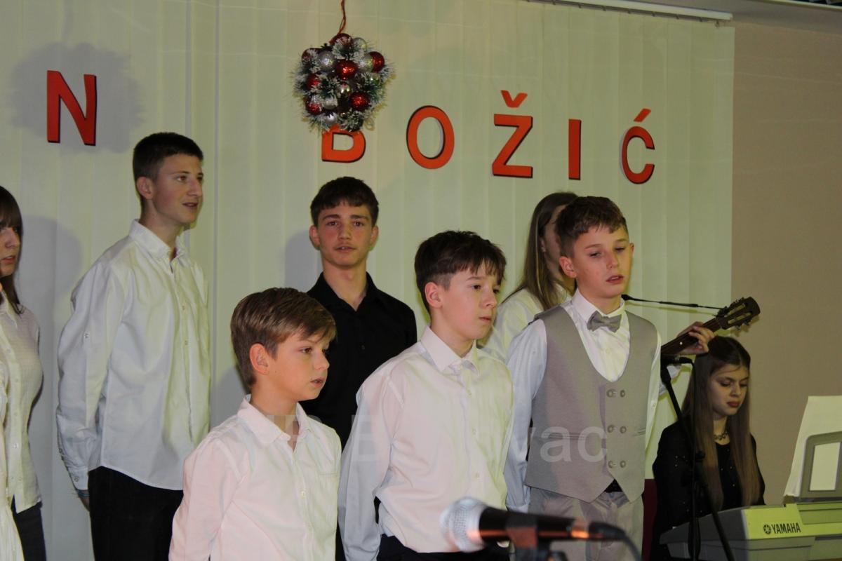 IMG2558-BozicnaPriredba2024