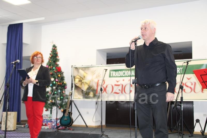 koncert-Bozic-u-Varesu-12