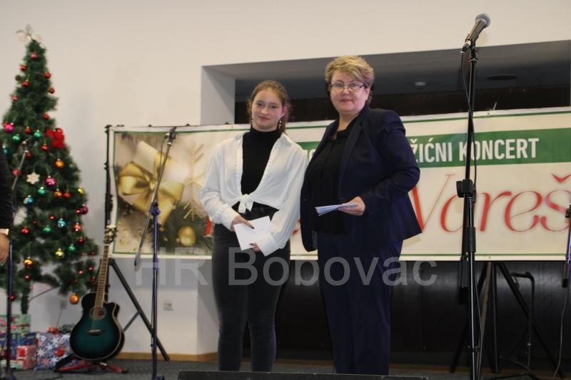 koncert-Bozic-u-Varesu-61