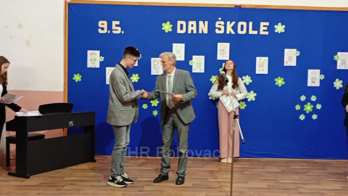 20250509115612-MajdanDanskole2025i