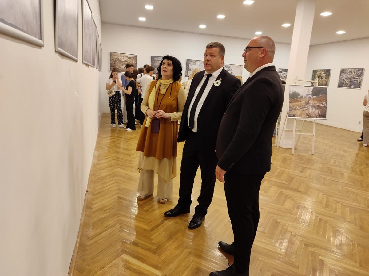 izlozba-srebrenica-0906-2