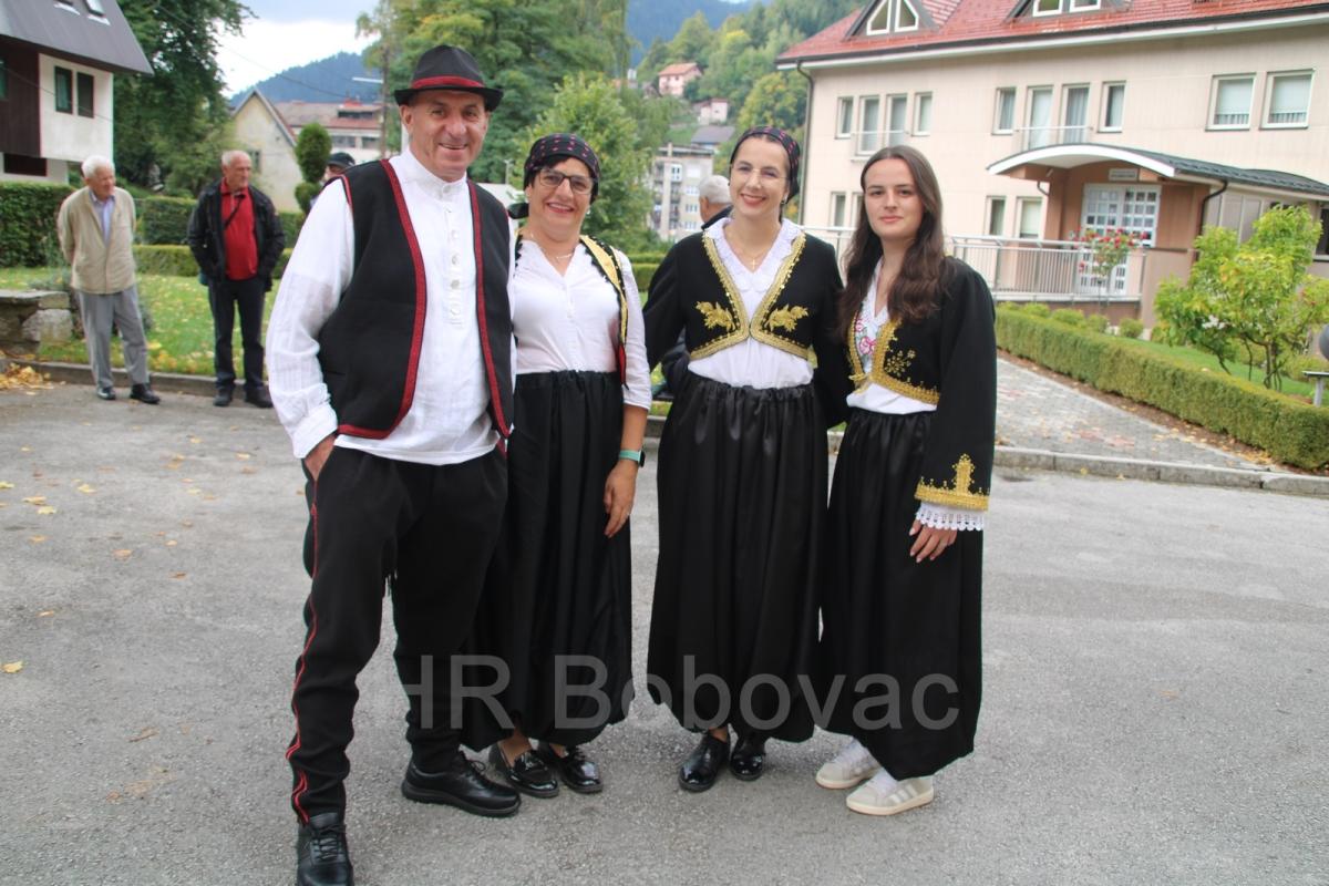 IMG7780-CovicVares