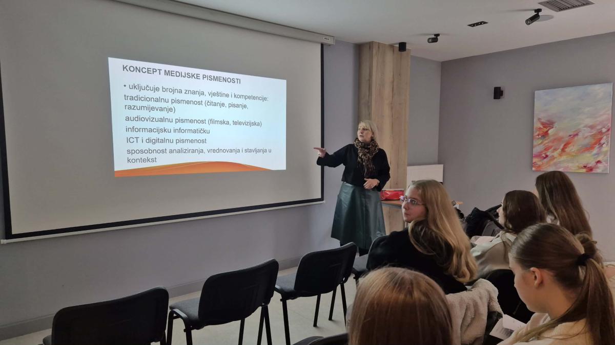 Medijske-radionice-sa-Senkom-Kurt-10