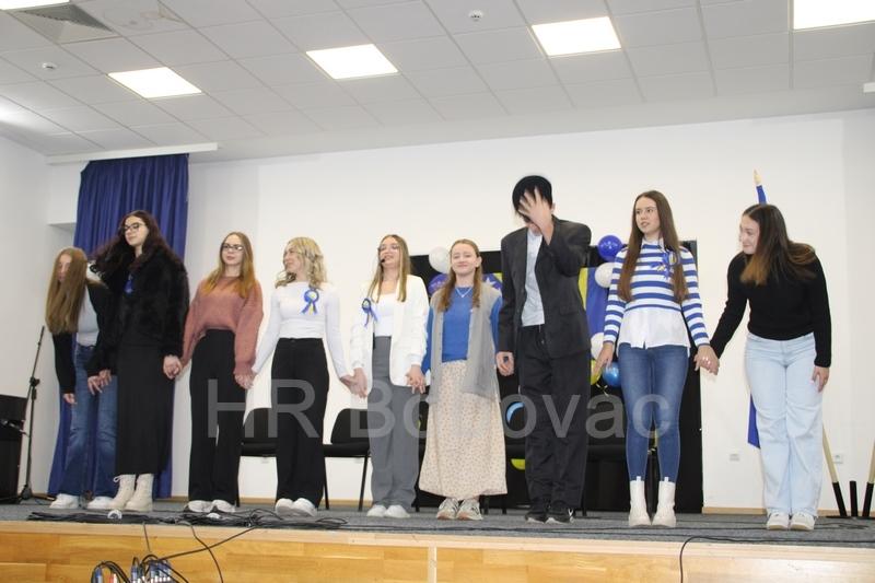 Radnicki-priredba-Dan-drzavnosti-68