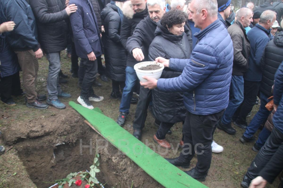 IMG9270-SahranaZdravko