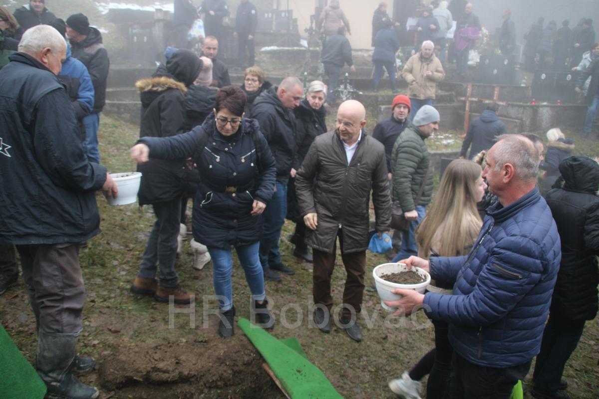 IMG9290-SahranaZdravko