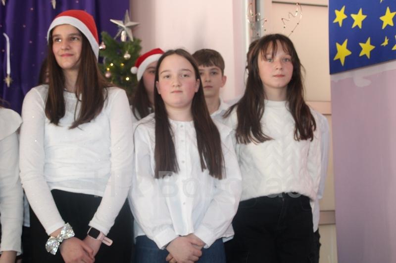 OS-Vares-Bozicna-priredba-46