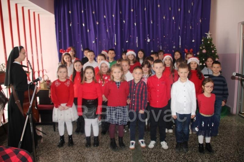 OS-Vares-Bozicna-priredba-51