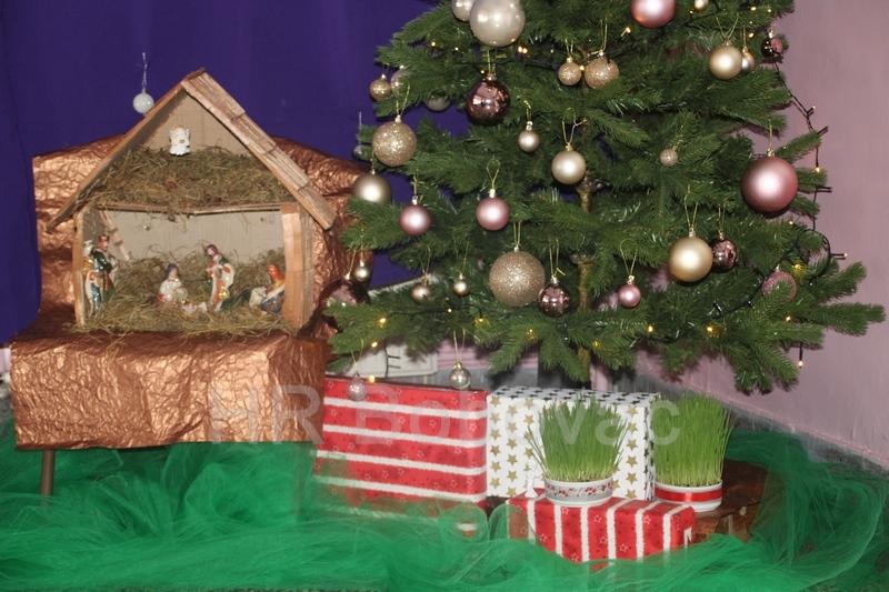 OS-Vares-Bozicna-priredba-64