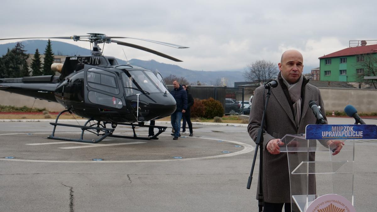 helikopter-zdk-2412-7