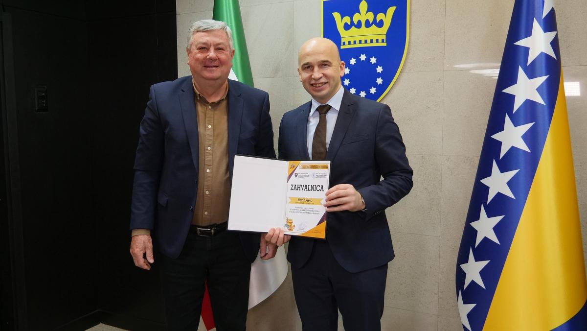 premijer-pcelari-2412-1