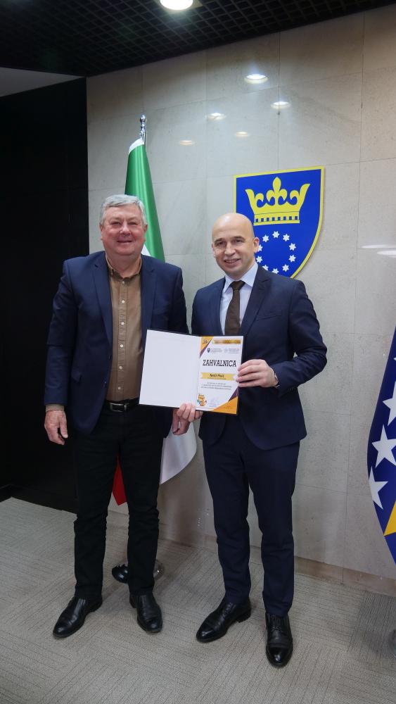 premijer-pcelari-2412-2