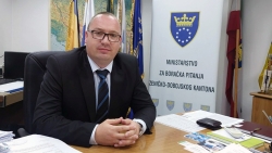 Vlada ZDK doznačila sredstva za isplatu prve rate stipendija Ministarstva za boračka pitanja, općini Vareš 7.300 KM za 44 stipendije