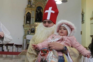 Sv. Nikola stigao u Vareš bez Krampusa