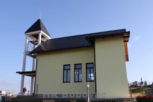 Obnovljena crkva, izgrađen novi zvonik na Pogari