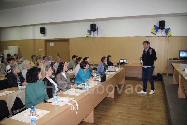 Održano edukativno predavanje o prevenciji karcinoma grlića maternice