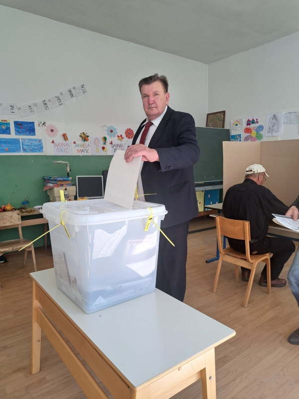 U 19.00 sati zatvorena glasačka mjesta u Varešu
