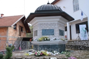 Program obilježavanja 32. godišnjice stradanja Bošnjaka Stupnog Dola i Vareša