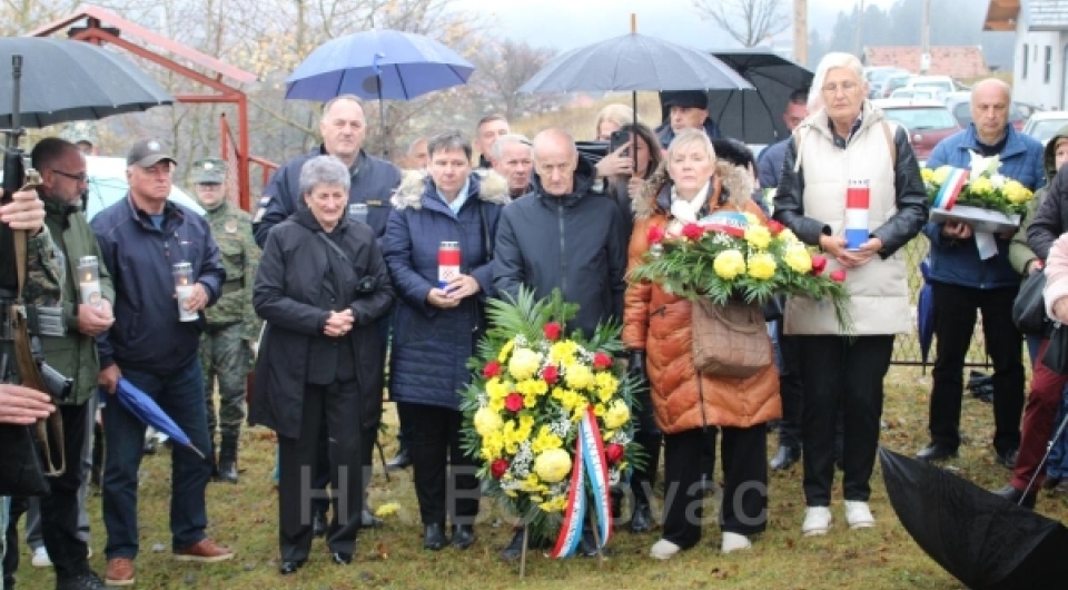 Na Višnjićima obilježen 08.studenog – Dan sjećanja