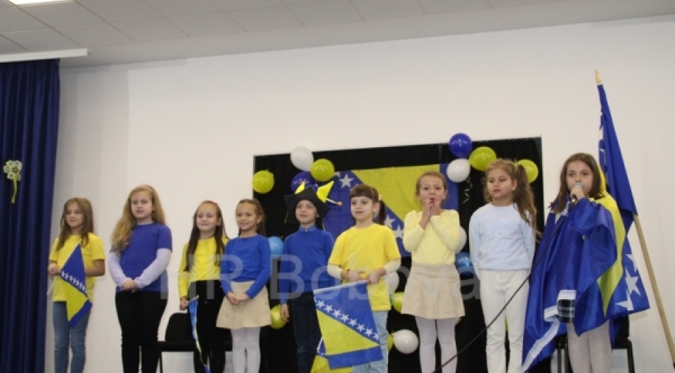 Učenici vareških škola obilježili Dan državnosti BiH